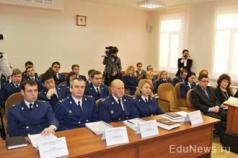 Training of specialists for prosecution authorities and recruitment
